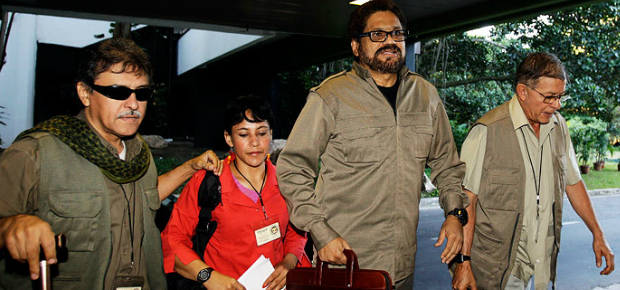 Mauricio Jaramillo y Carlos Antonio Lozada presiden la última conferencia guerrillera de las Farc