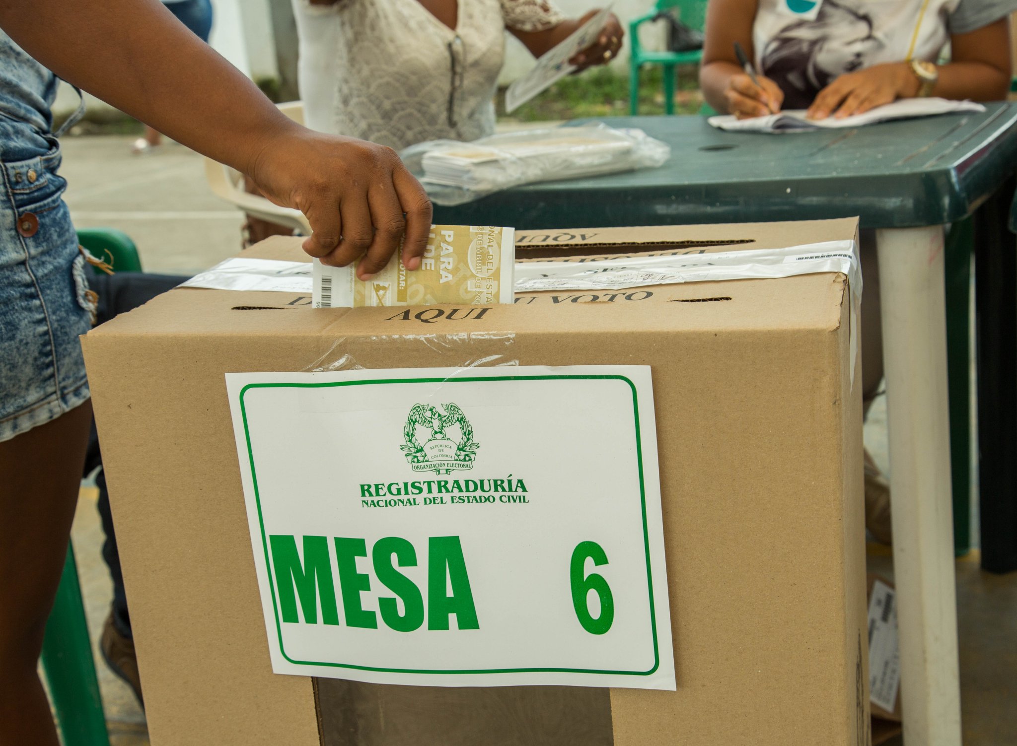 votaciones elecciones comicios congreso presidencia registraduria voto en blanco consultas