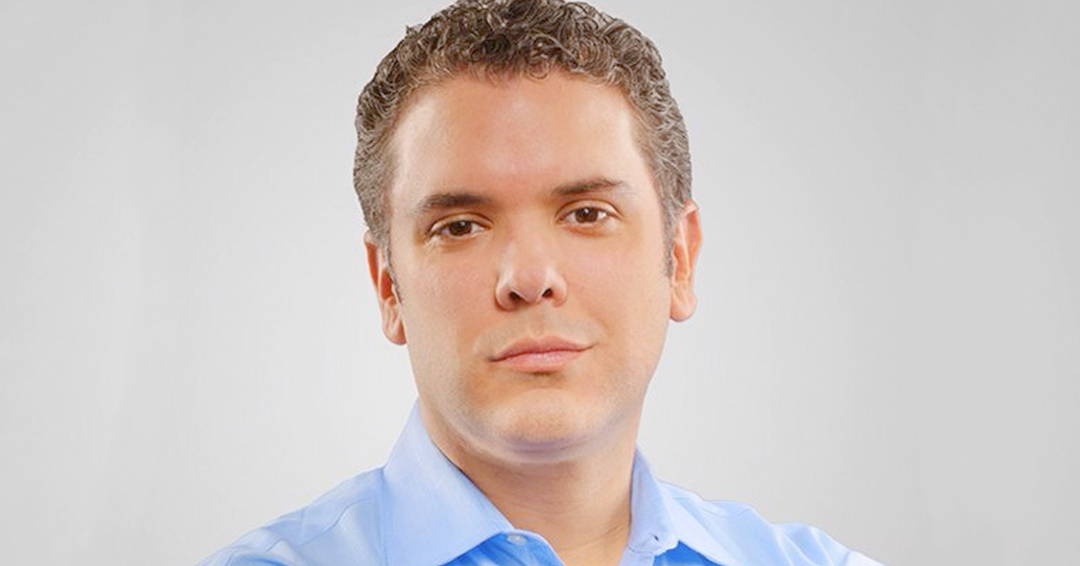 Iván Duque dice que no es intérprete de los trinos de Álvaro Uribe