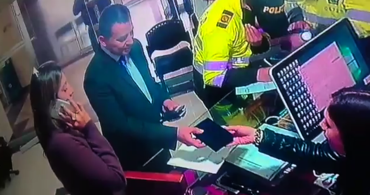 Coronel devolvió la medalla que le fue otorgada sin autorización del Concejo de Tunja
