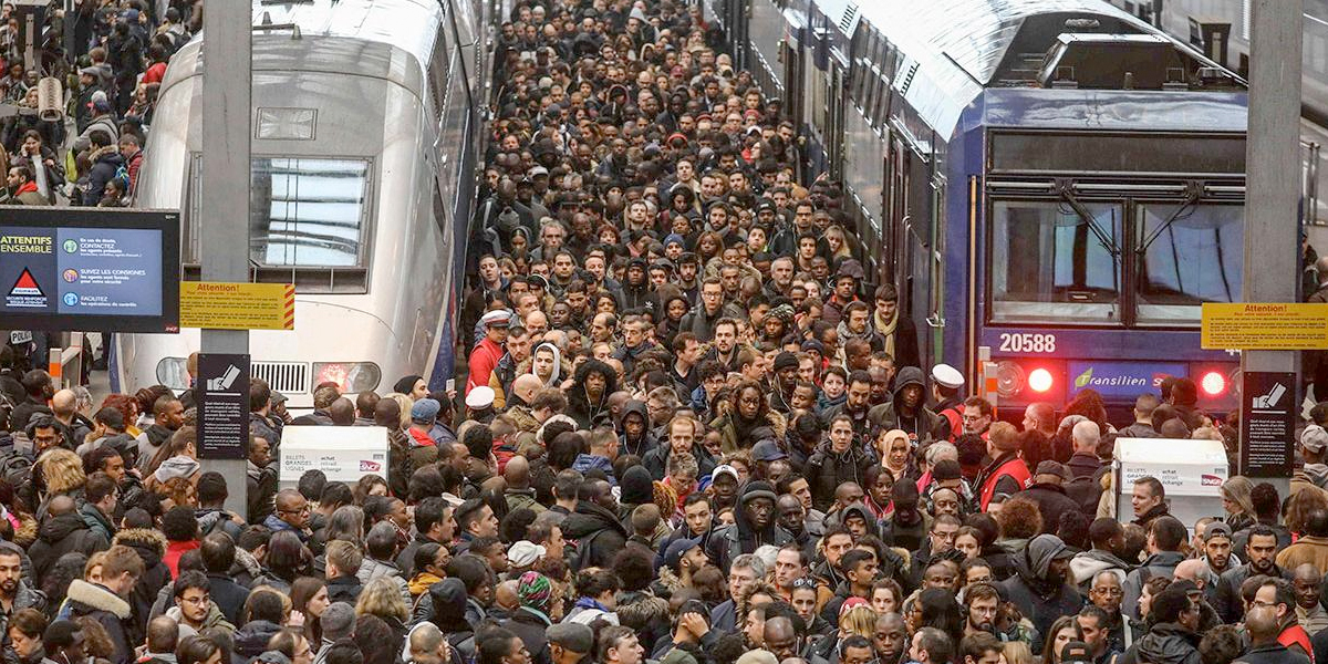 Caos en Francia por huelga de trabajadores ferroviarios