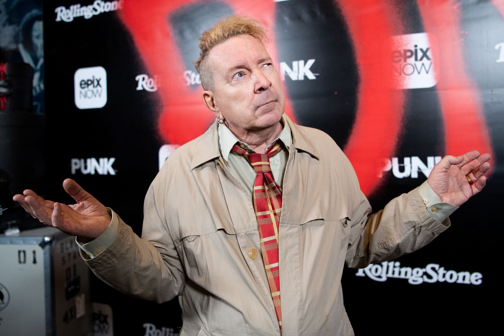 Cantante De Los Sex Pistols Se Queja De Los Habitantes De Calle Por