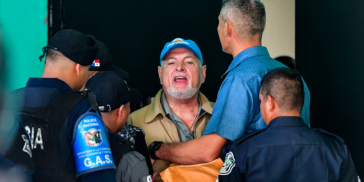 Un tribunal de Panamá ordena excarcelación del expresidente Martinelli, tras un año de detención