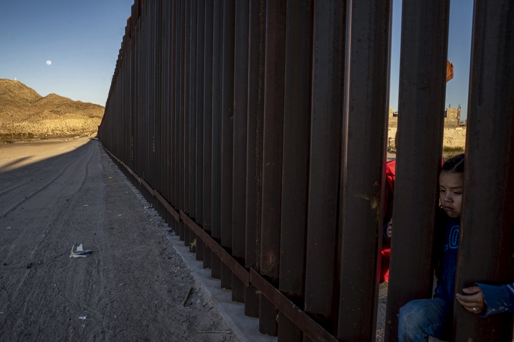 Trump celebró autorización de la Corte para usar fondos militares para construir el muro