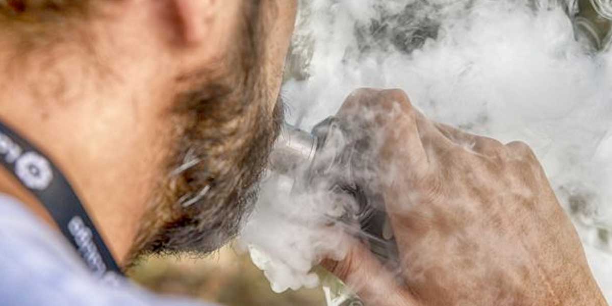 Alistan controles para vapeadores y cigarrillos electrónicos en Colombia
